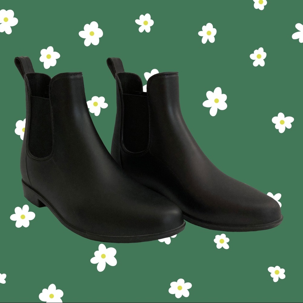 A New Day “Chelsea” rain boot black size 10